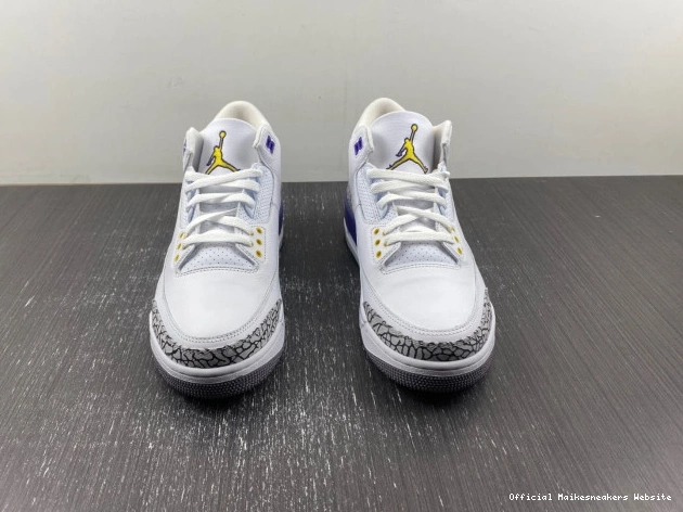 Official Maikesneakers Bryant 3 Kobe 869802-907 Jordan PE Retro 0731